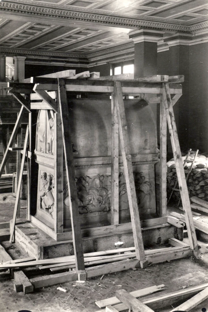 Türkiye’s secret WWII mission: Protecting Istanbul's museum treasures from Hitler 3 Lycian sarcophagus put under protection during World War II