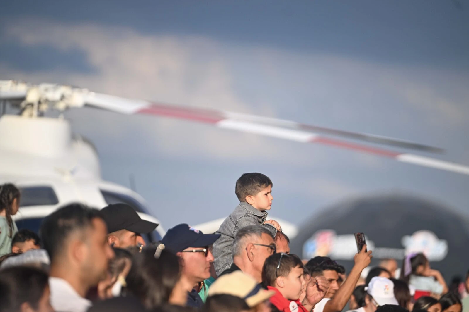 AI and high technology pave the way for a new era: Teknofest head 4 Photo shows crowd of people during an event in Turkey.